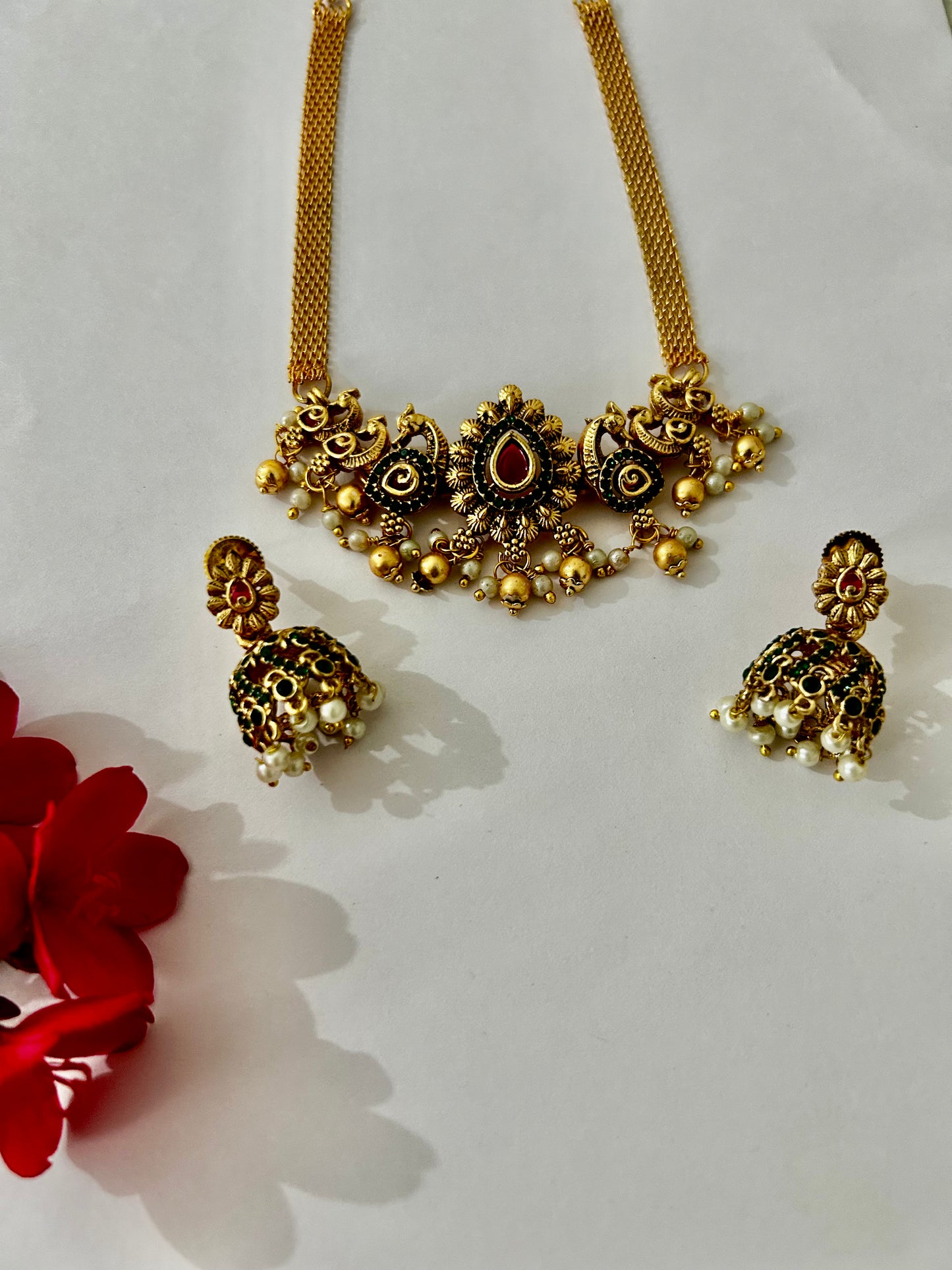 Antique gold necklace set